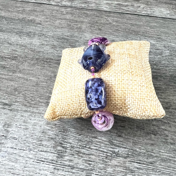 Colorful Fish Bracelet - Picture 2 of 4